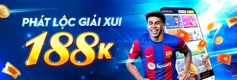 Người phụ nữ đang cố gắng giấu diếm hành vi cá cược của mình khỏi gia đình